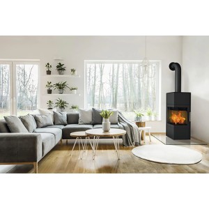 Kaminofen Royal mit Speichersteinen im Wohnraum. Zubehör für Kamine & Öfen.