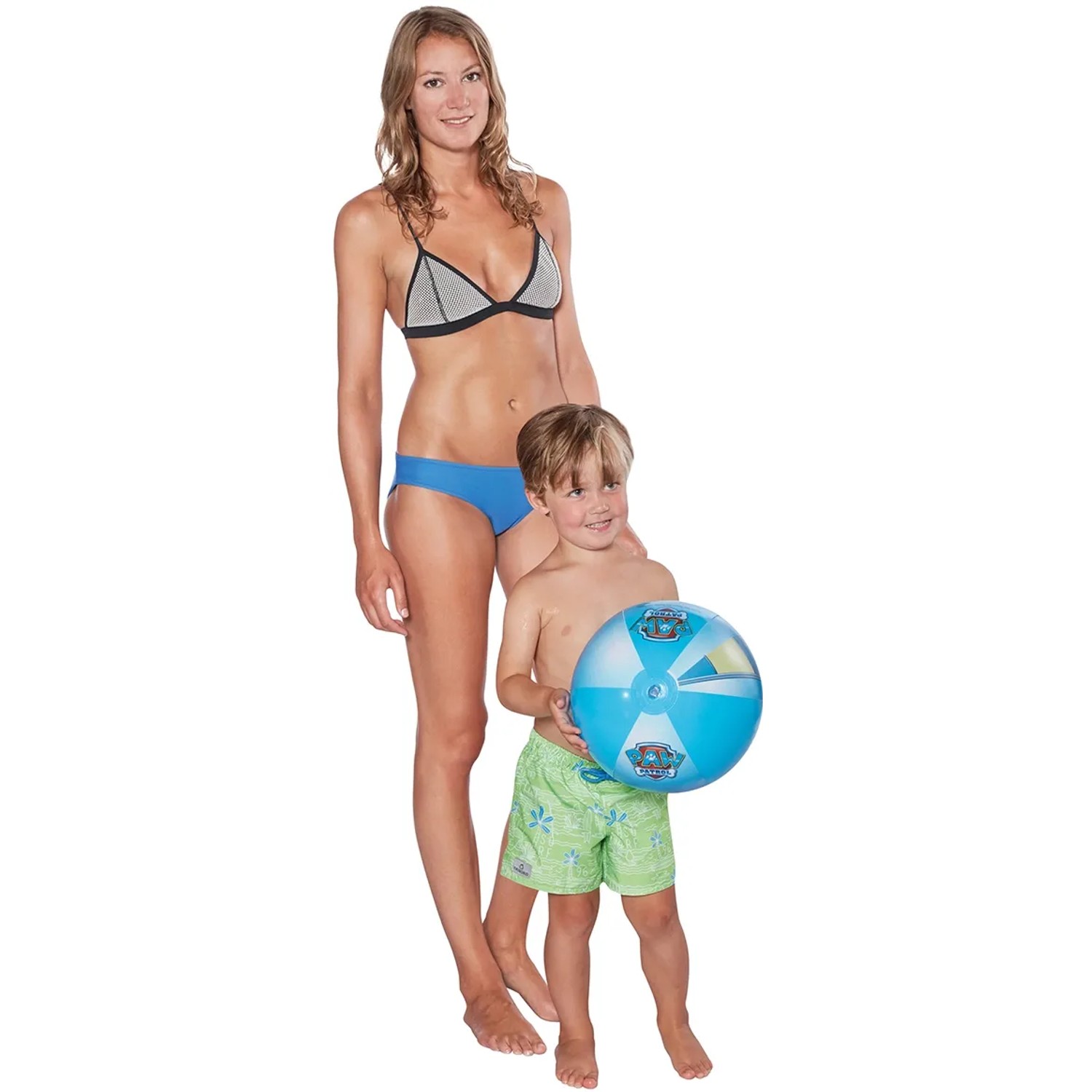 Happy People Paw Patrol Wasserball (Ø 29cm) mit Kind und Frau im Hintergrund.