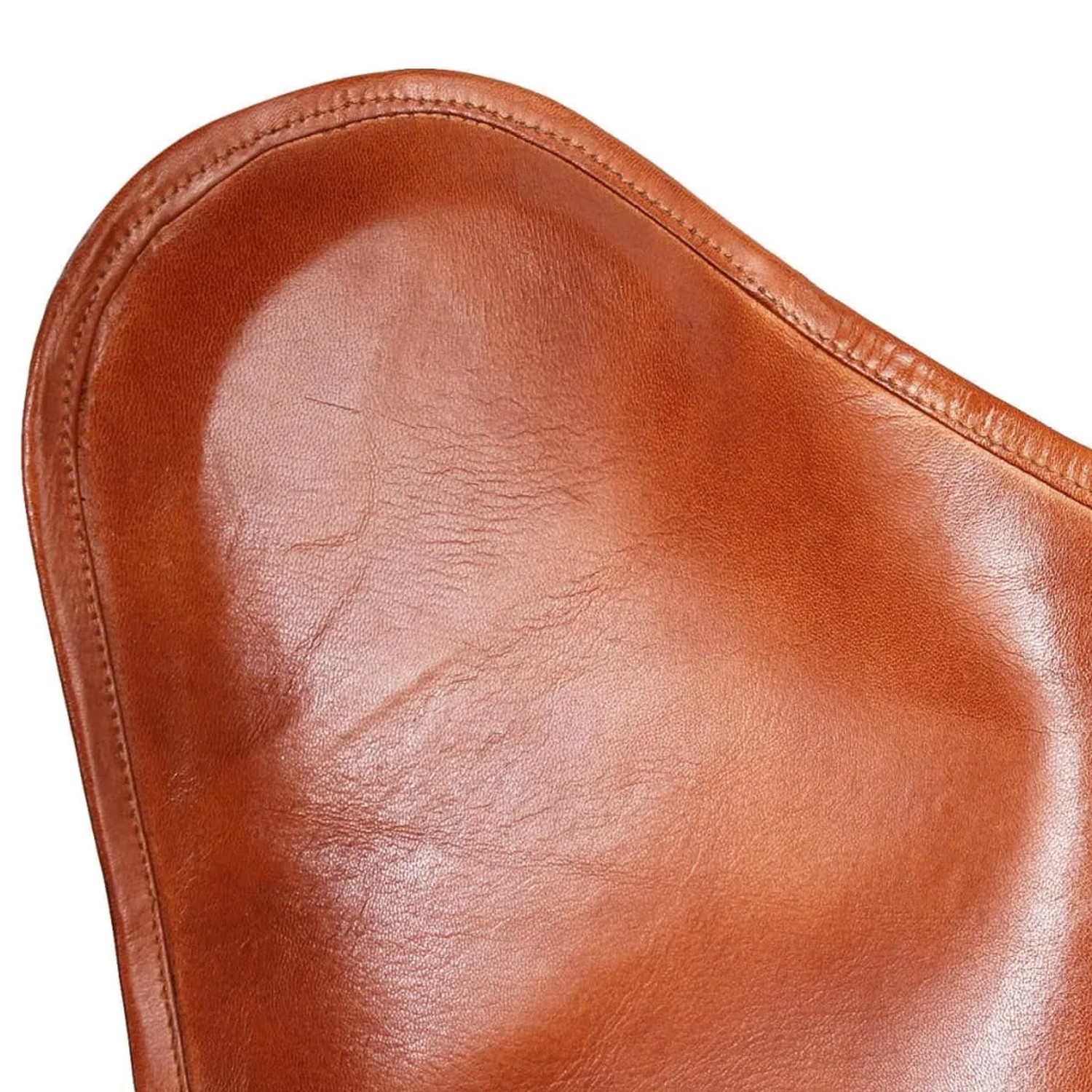 Detailaufnahme: Brauner Butterfly-Sessel aus Echtleder, handgefertigt, Teil der Relaxsessel-Kategorie.