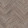 Kronoflooring Laminat Rutherford Oak, wasserfest, im Fischgrätmuster verlegt.