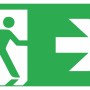 Nachleuchtendes Notausgang Schild mit Pfeil nach rechts, 30x15cm.