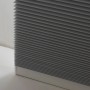 Graues Schöner Wohnen Thermo-Wabenplissee Sina, 50x130 cm, mit thermobeschichteter Innenseite.
