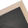 Rückseite des goldenen Bilderrahmens aus Massivholz im Antik-Stil (15x21 cm) mit Aufhängung.