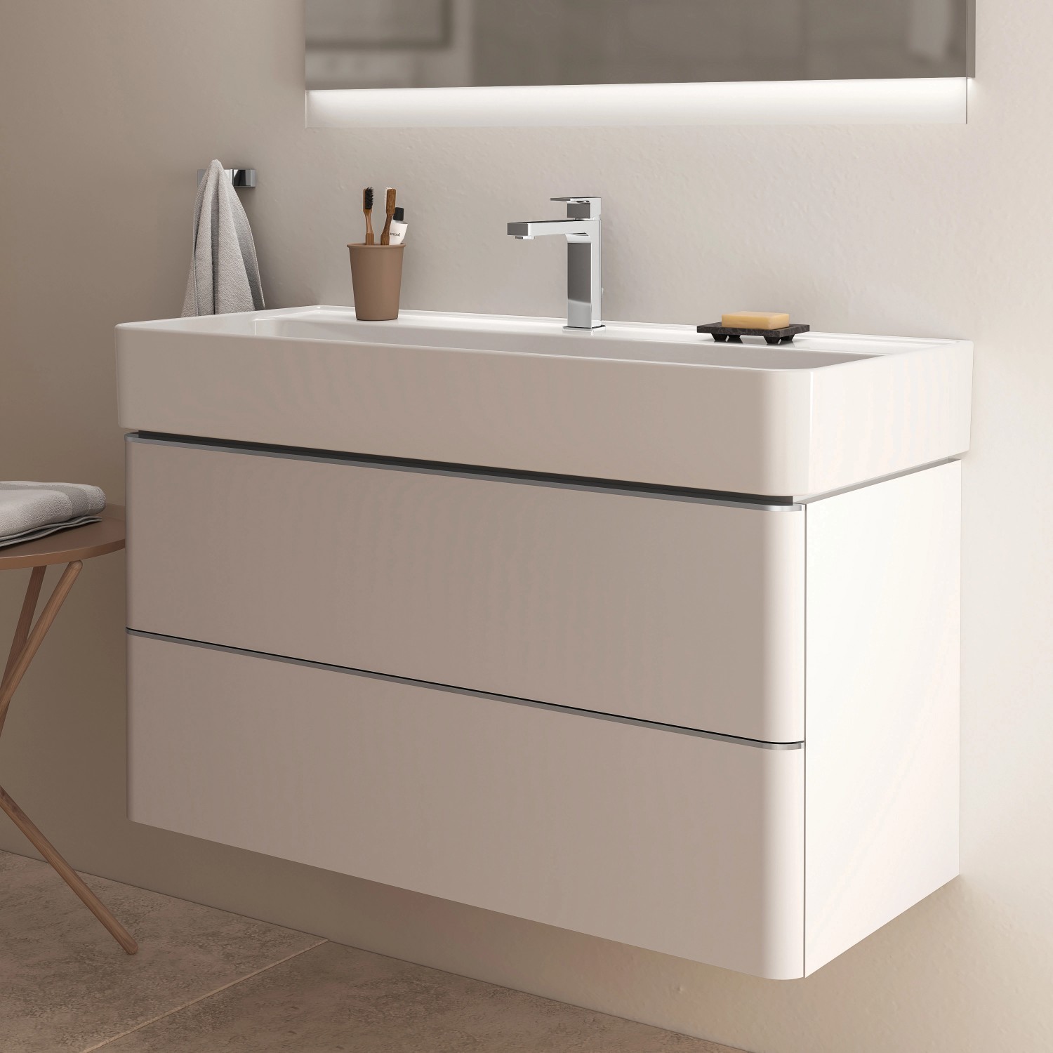 Ideal Standard Adapto Waschbeckenunterschrank, 97 cm, Weiß Hochglanz mit zwei Schubladen.