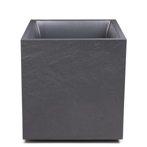 Quadratischer, anthrazitfarbener Ondis24 Pflanzkübel Vulkan 40 mit Gesteinsoptik.