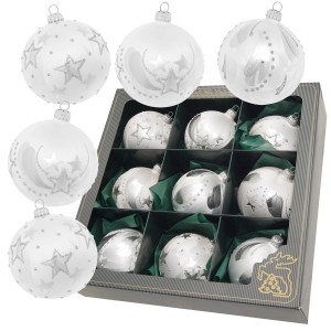 9 weiße Weihnachtskugeln (8cm) von Krebs Glas Lauscha mit Sternen-Dekor im Set.