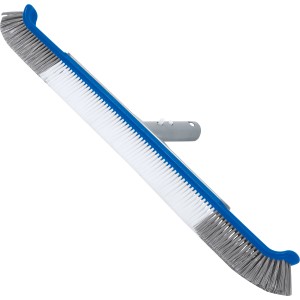 Bestway Flowclear AquaBroom Deluxe Poolbürste mit gebogenem Bürstenkopf für schwer erreichbare Stellen.