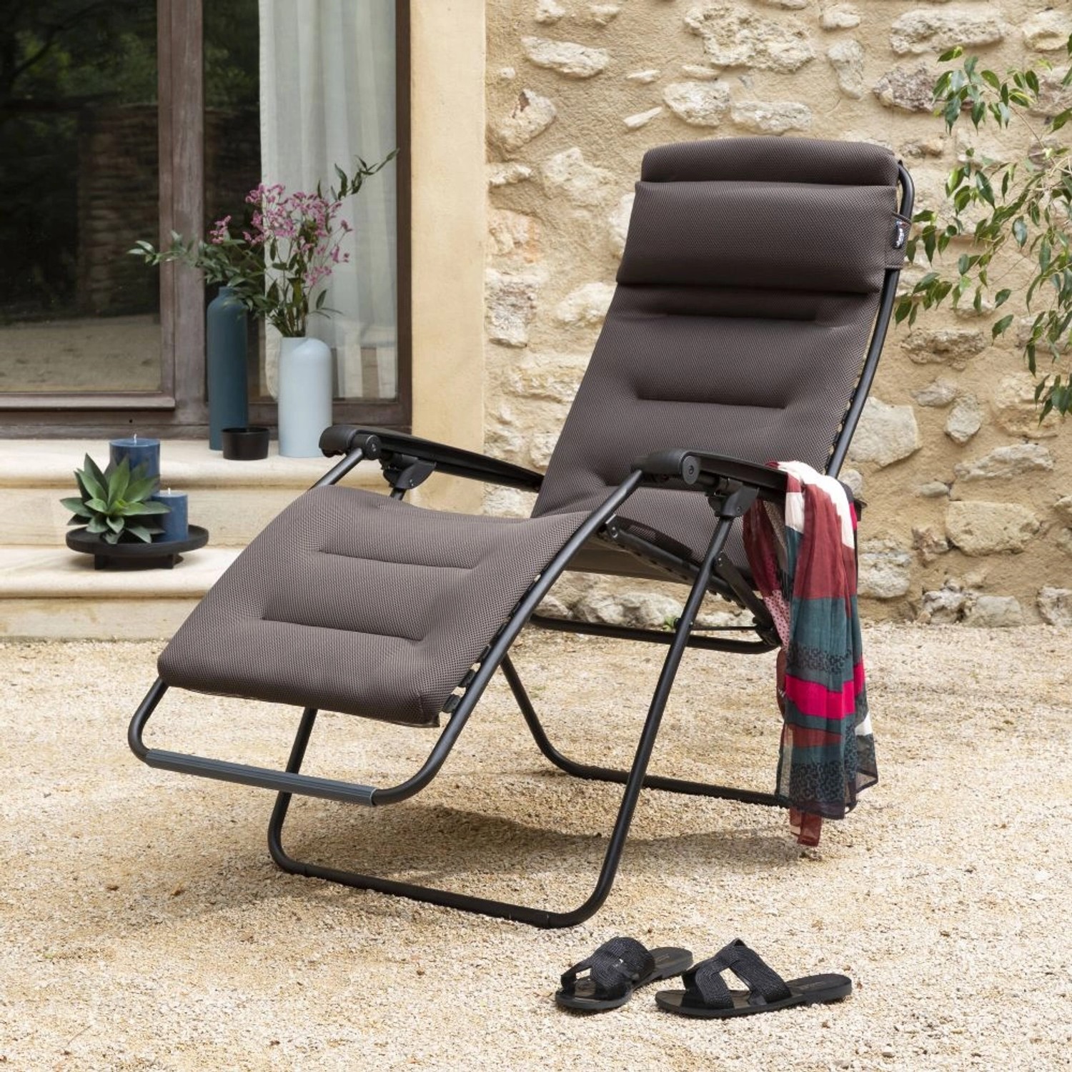 Lafuma Relaxsessel RSX CLIP AC AirComfort® Taupe, verstellbarer Gartenstuhl mit atmungsaktivem Bezug.