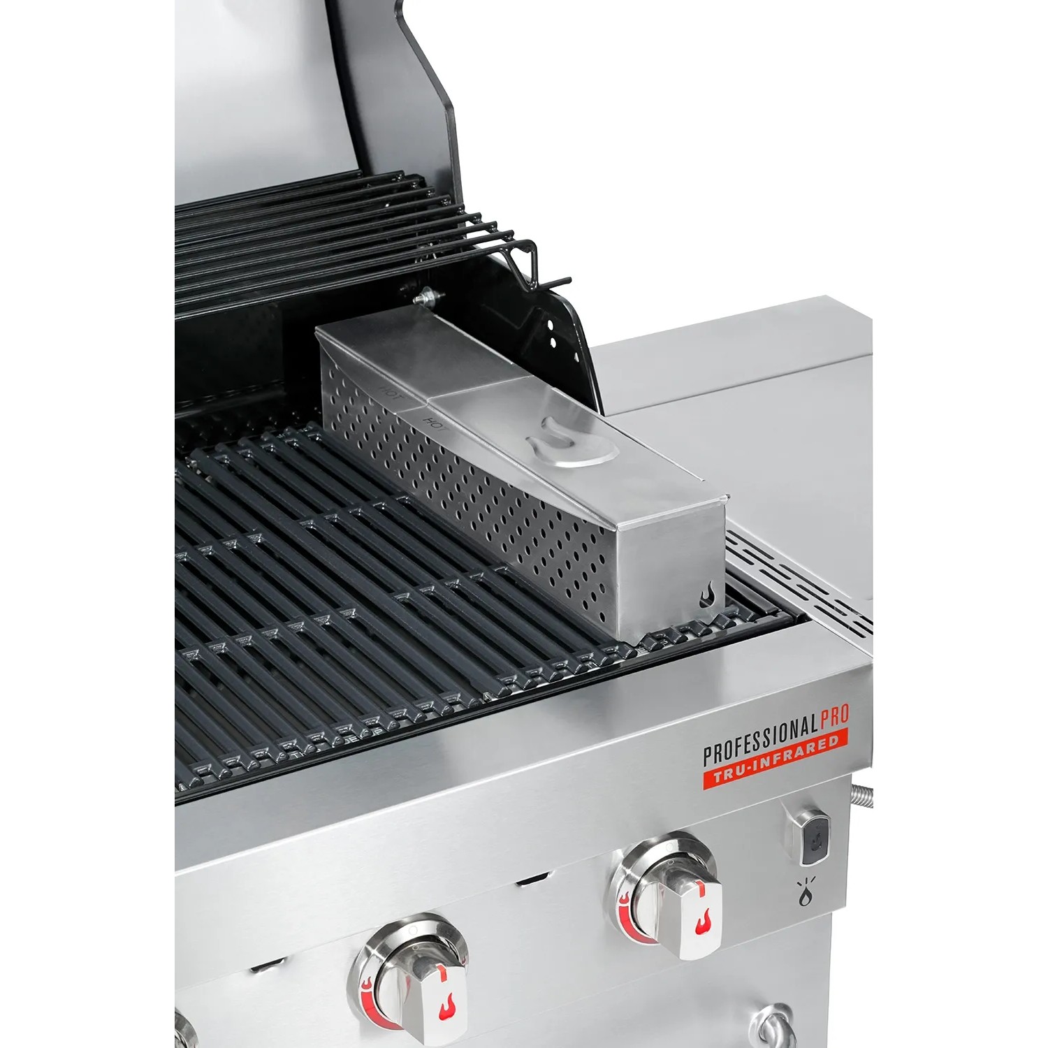Char-Broil Räucherbox Made2Match aus Edelstahl auf einem Gasgrill der Professional Pro Serie.