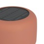 Detailaufnahme: Rote EGLO ROCCANOVA Solar LED Tischleuchte mit Solarpanel.