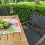Acamp Gartenmöbel-Set: Tisch Acaplan und 4 Stapelsessel New Jersey in Anthrazit auf Terrasse.