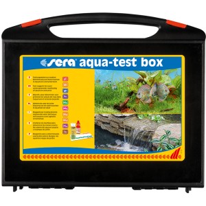 Sera Aqua-Test Box (+Cu) für Aquarien: Wassertester-Set zur Bestimmung von pH-Wert, Härte, Nitrit u.a.