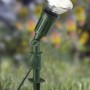 Grüner Gartenspot mit Erdspieß, 1-flammig, für Gartenbeleuchtung. Wetterfest und funktional.
