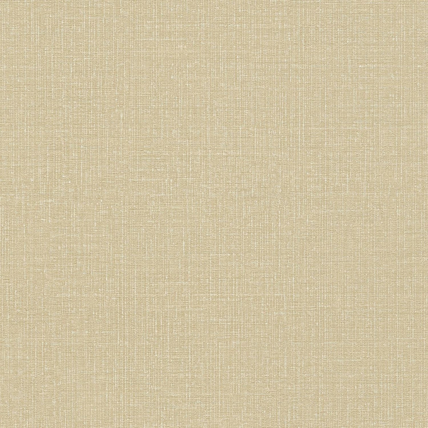 Beige Vliestapete mit metallischen Goldakzenten, matte Oberfläche, geeignet für Wohnräume.