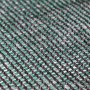 Detailaufnahme des grünen Aquagart Maulwurfnetzes (2m breit, 150g/m²) als Maulwurfsperre.
