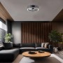 Schwarze LED-Deckenleuchte Capo mit Ventilator (Ø 48cm) im Wohnraum.