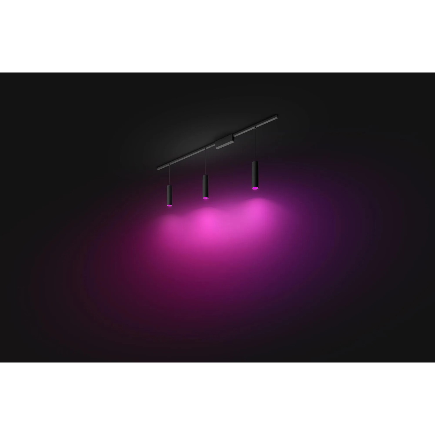 Schwarze Philips Hue Perifo LED-Pendelleuchte mit 3 Lampen am Schienensystem, leuchtet pink.