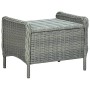 Verstellbarer, hellgrauer vidaXL Gartensessel mit Fußhocker aus Poly Rattan.