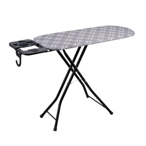 Schwarzes Relaxdays Bügelbrett aus Stahl, klappbar, mit grau-weiß gemusterter Bügelfläche und Bügeleisenablage. 2-in-1.