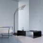 Moderne, schwarze Reality LED Stehleuchte Reed mit fünf Leuchtenarmen im Wohnraum.