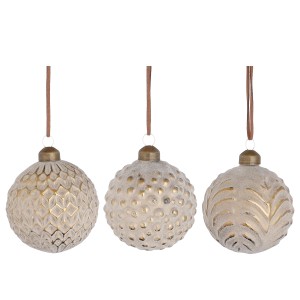 Weihnachtskugeln: 3 gold-weiße Glaskugeln (Ø 8cm) mit verschiedenen Mustern und Glitzer.