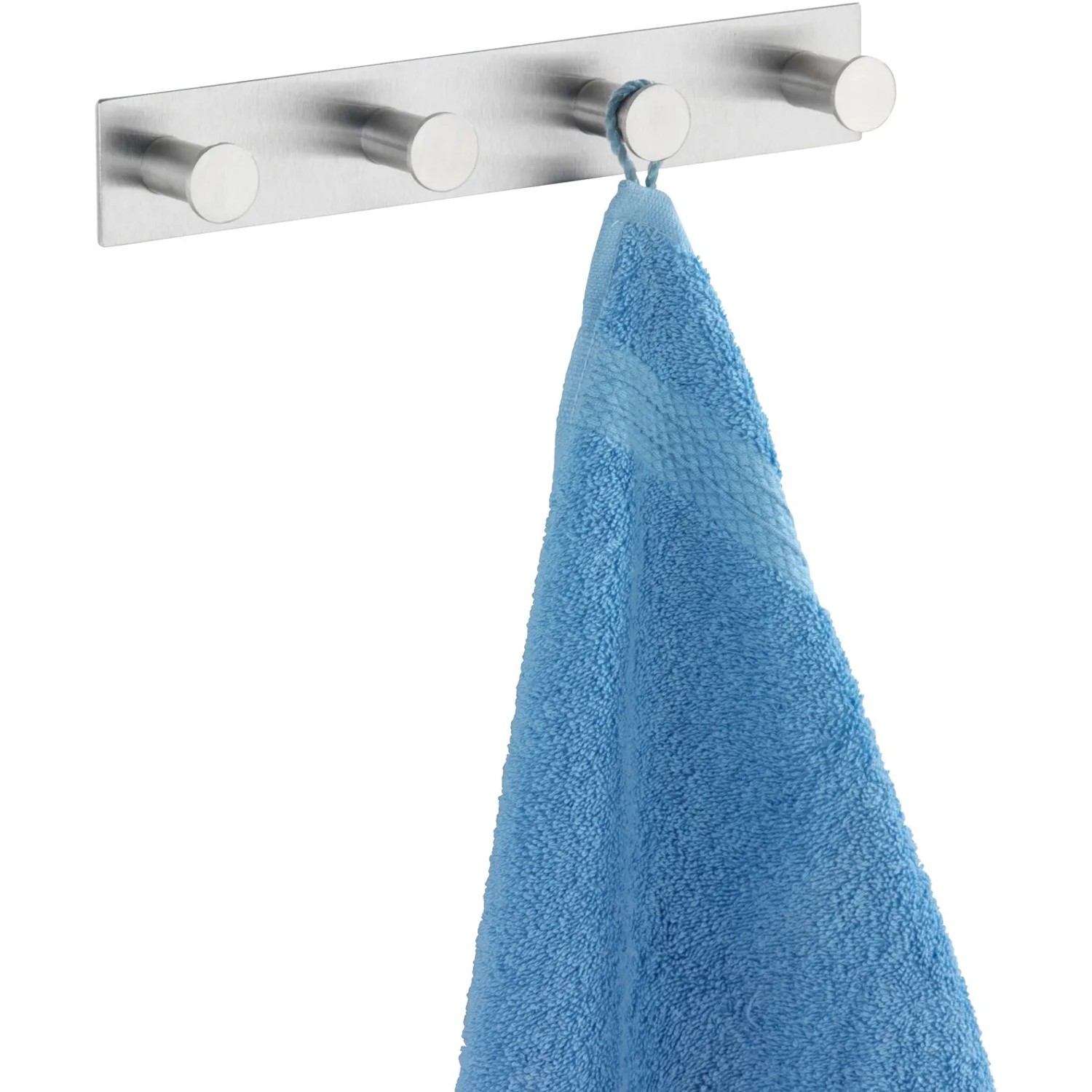 Wenko Hakenleiste Celano Quadro mit 4 Haken aus Edelstahl, ein blaues Handtuch hängt an einem Haken.