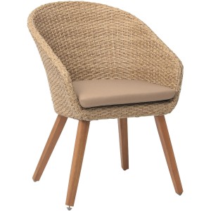 Acamp Atacama Armsessel: Gartenstuhl mit Teakholzbeinen und beigem FlexMesh-Geflecht.