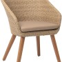 Acamp Atacama Armsessel: Gartenstuhl mit Teakholzbeinen und beigem FlexMesh-Geflecht.
