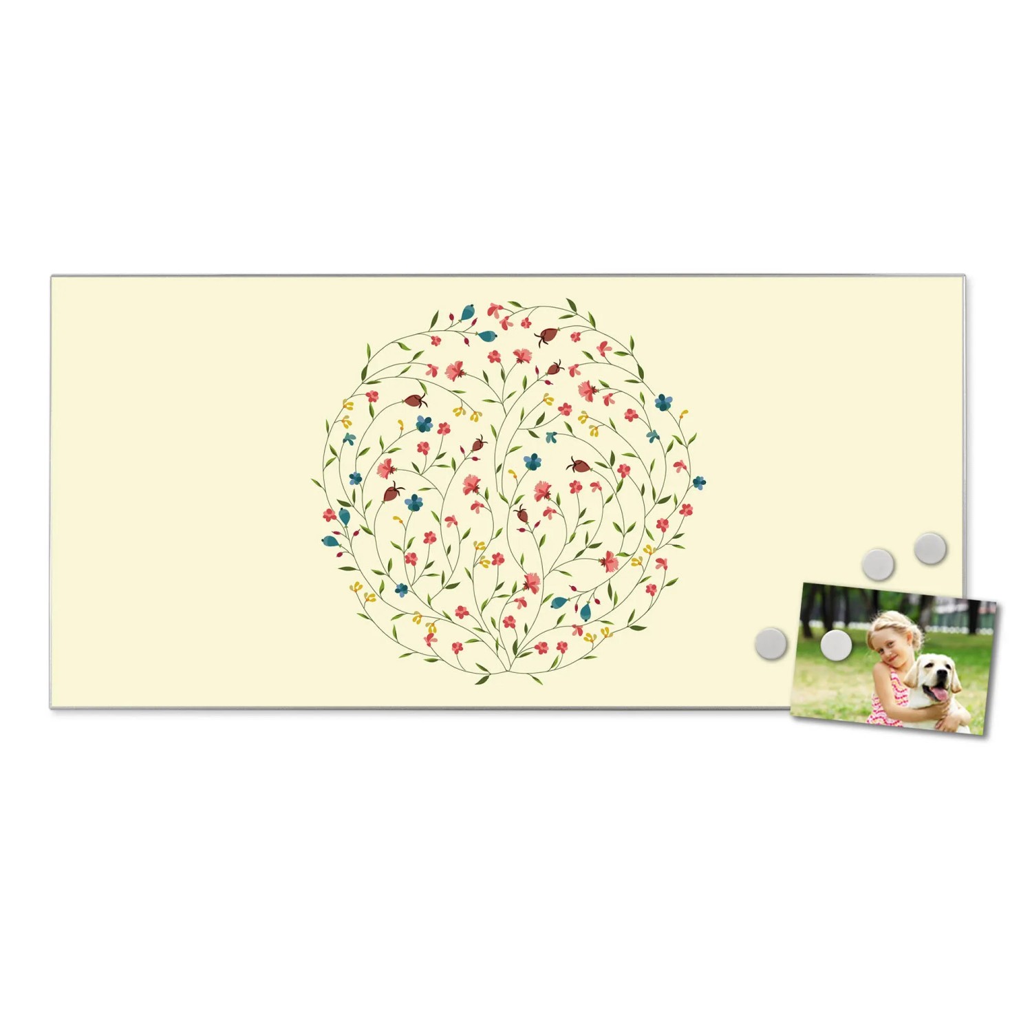 Silberne Magnettafel 78x37cm mit Blumenmuster, inklusive Magneten und Foto als Wanddekoration.