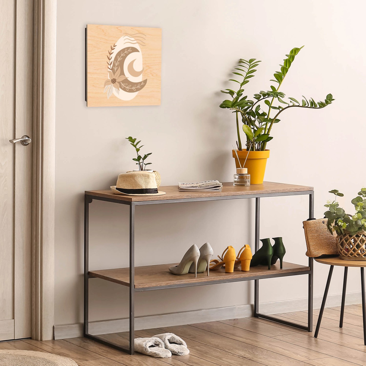 Banjado Schlüsselkasten aus Holz, 30x30cm, mit Mondblumen Motiv. Schlüsselaufbewahrung für 50 Schlüssel.