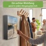 Banjado Schlüsselkasten 30x30cm mit Dünenmotiv im Eingangsbereich. Person öffnet den dekorativen Schlüsselkasten für Garderoben.