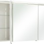 Pelipal Quantum Spiegelschrank, 120cm, Weiß Hochglanz, mit geöffneter Tür und Einlegeböden.