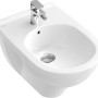 Villeroy & Boch O.novo Bidet, wandhängend, weiß mit Armatur und Überlauf.