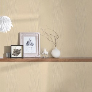 Gestreifte Vliestapete in Creme Beige mit Textil-Optik für Wohn- und Schlafzimmer.