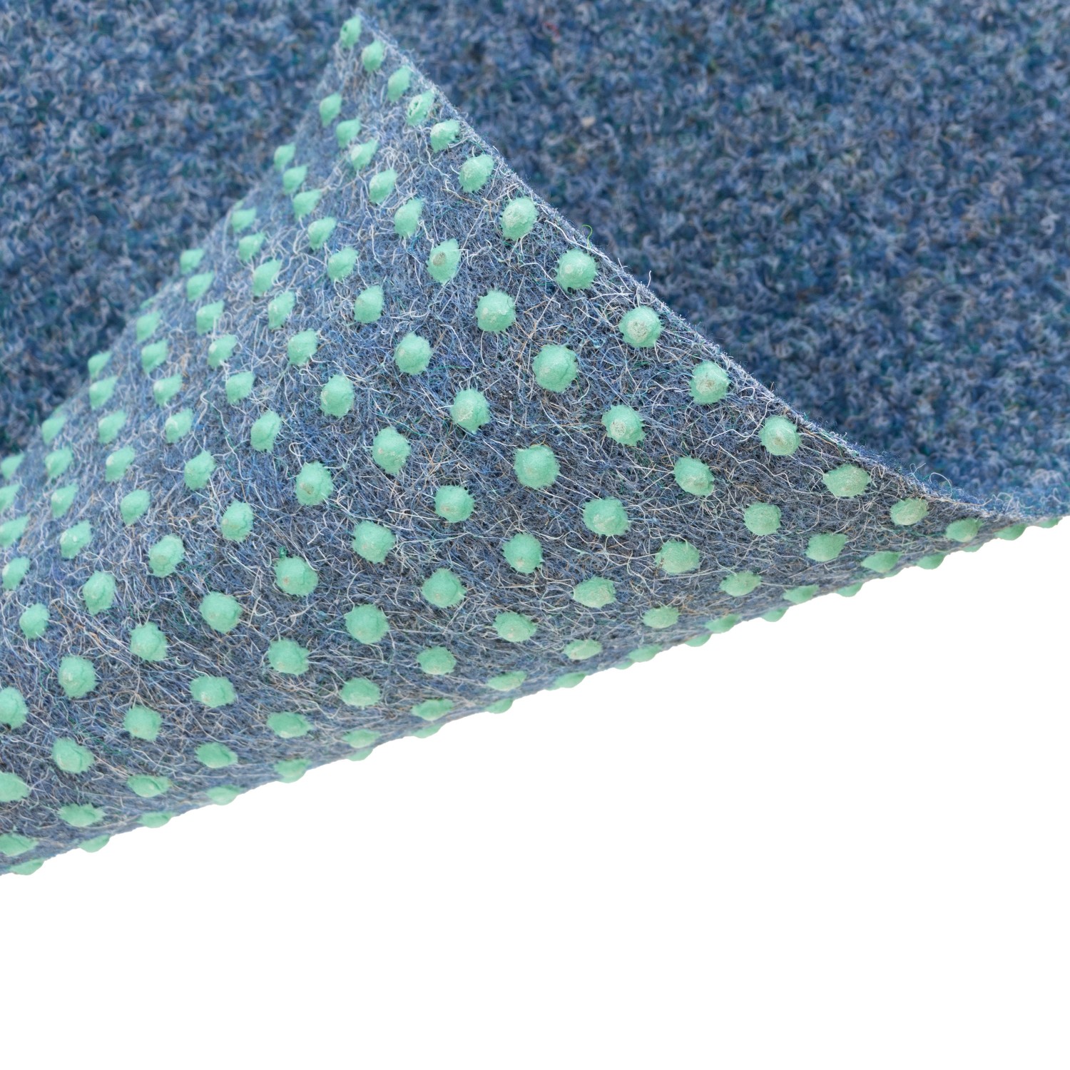 Blauer Primaflor Rasenteppich Green mit Noppen für Balkon und Terrasse, Detailansicht.