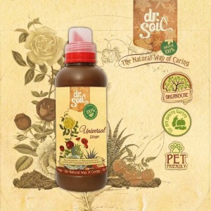 Braune Flasche Dr.Soil Universal Flüssigdünger 1L mit Etikett und Pflanzen-Illustrationen.