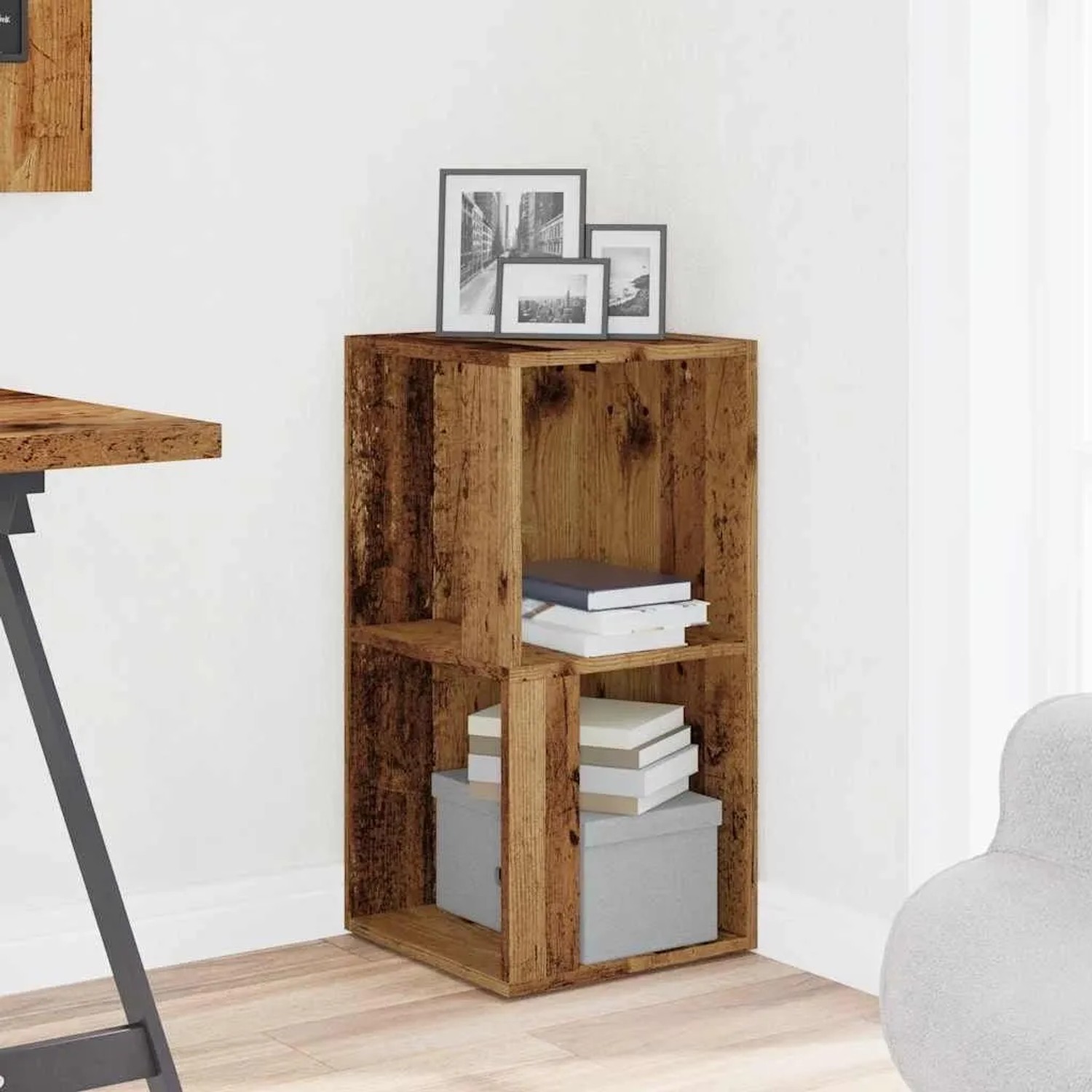 Eckregal in Altholz-Optik, 67cm hoch. Wohnzimmerschrank mit zwei Fächern für Bücher und Deko.