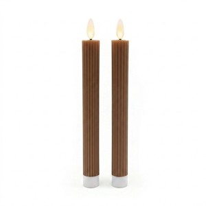 2er Set Relaxdays LED Stabkerzen aus Echtwachs in Coffee mit Flackerlicht und Timer, 25 cm hoch.