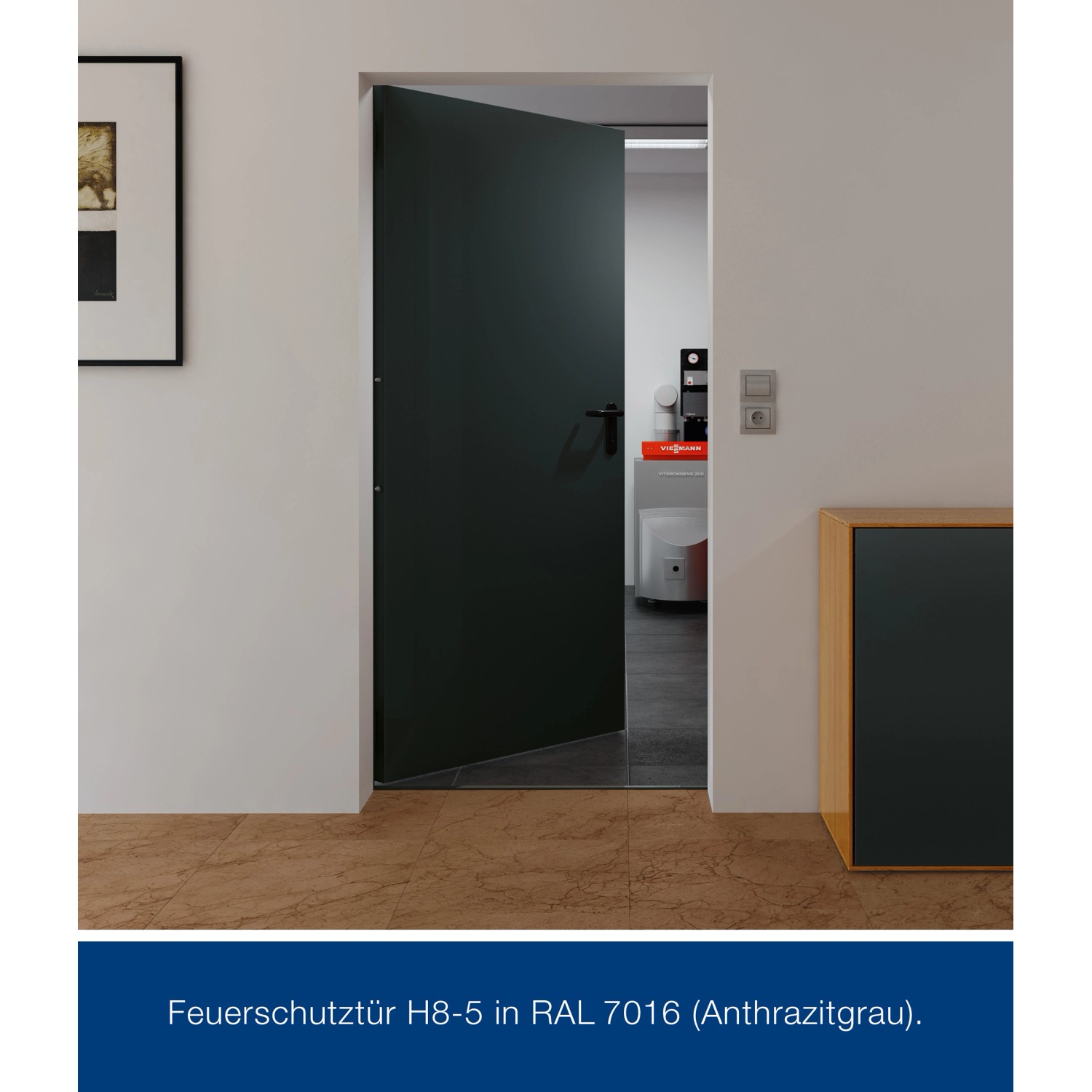 Hörmann Feuerschutztür T 30-H8-5, grauweiß, 100x200 cm, im geöffneten Zustand.