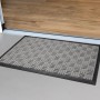 Braune Fußmatte Textur 40x60 cm mit rutschfestem Rücken für den Innenbereich.