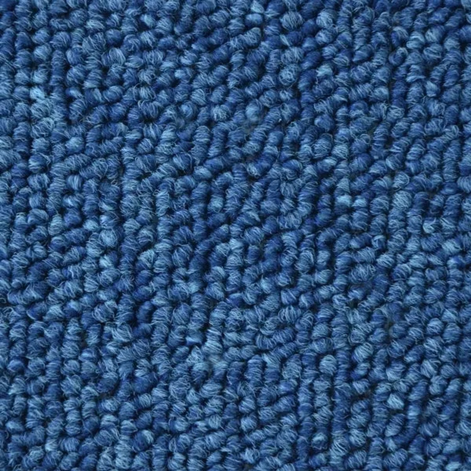 Detailaufnahme: Dunkelblauer Karat Teppichläufer London mit Schlingenflor.