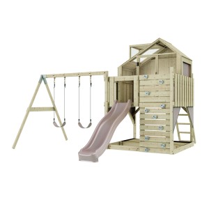 Kinderspielturm mit altrosa Rutsche und Schaukel. Holzkonstruktion mit Kletterwand.