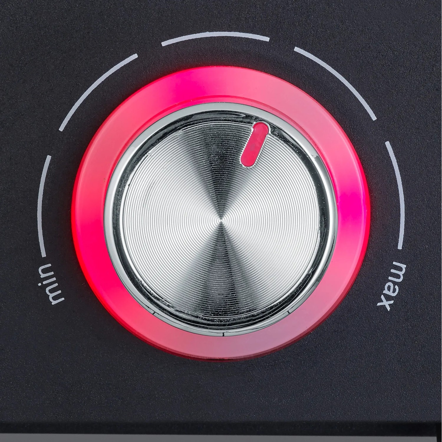 Detailaufnahme: Temperaturregler des Severin Standgrills PG 8566, Einstellung auf Maximum.