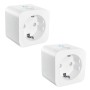 Zwei weiße Philips Smart Plugs Typ F für smarte Geräte, mit Energieüberwachung und Matter-Kompatibilität.