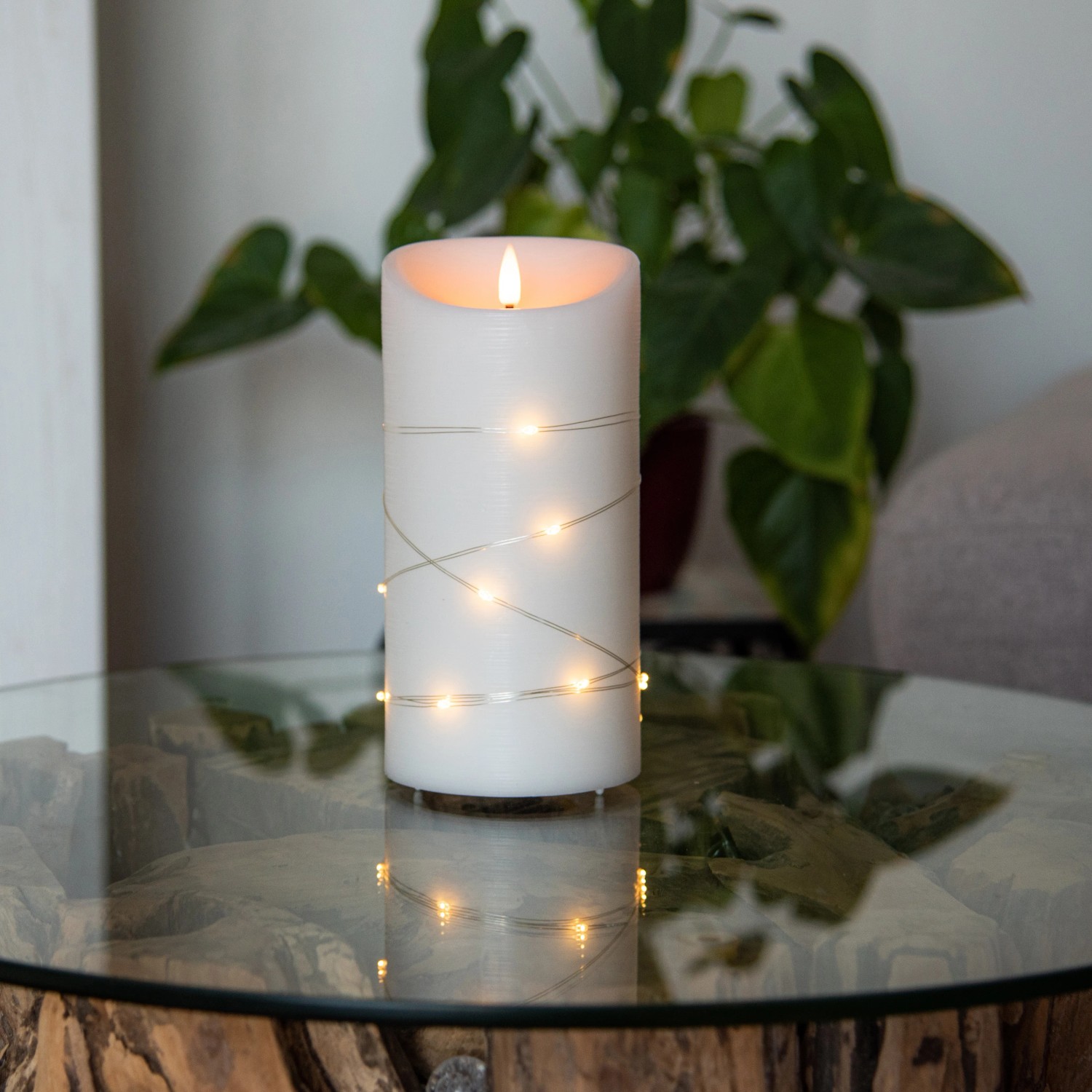 FlowerPower LED Kerze Corro Elephant Echtwachs Outdoor Ø 10 cm x 20 cm kaufen bei OBI