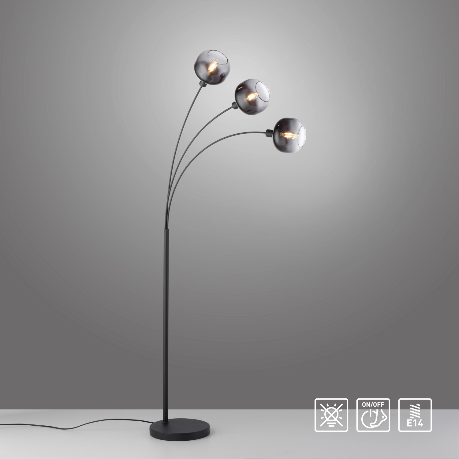 Schwarze Just Light Stehleuchte Zea mit 3 Rauchglas-Leuchten, 160 cm hoch.