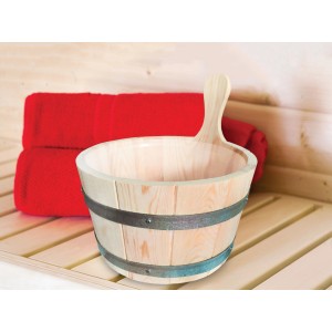 Karibu Aufgusskübel aus Holz, 4 Liter, mit Kunststoffeinsatz und verzinkten Bändern.