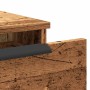 Detailansicht: Wandschrank in Altholz-Optik mit Schublade. Wohnzimmerschrank aus Holzwerkstoff.