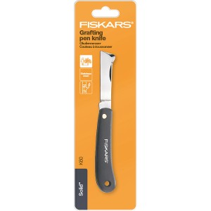 Fiskars Okuliermesser K60 aus Edelstahl, zusammenklappbar, für präzise Schnitte beim Veredeln.