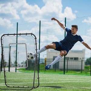 HOMCOM Fußball Rebounder mit Mann beim Schuss. Fußballtraining für Garten und Sportplatz.